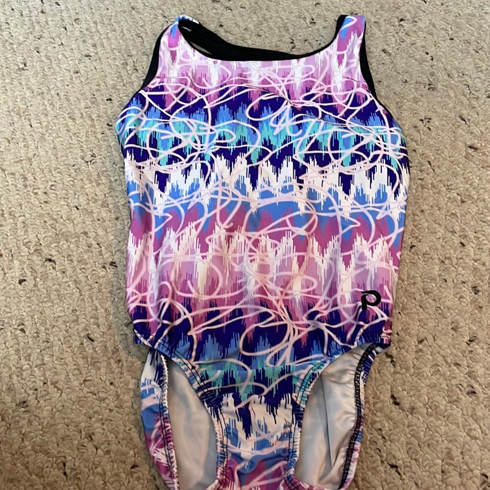 gymnastics leo